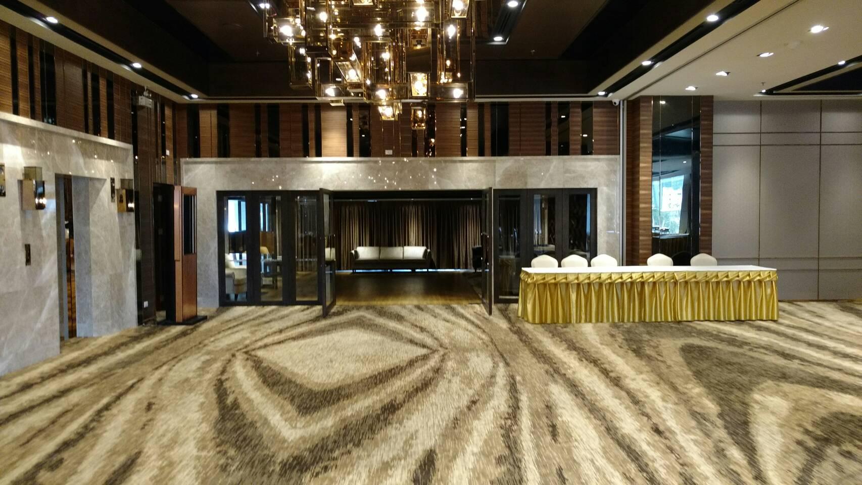 曼谷四翼酒店 外观 照片