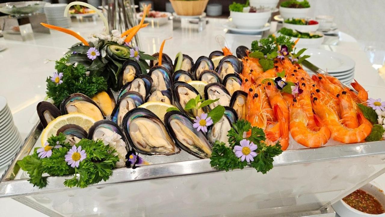 曼谷四翼酒店 外观 照片